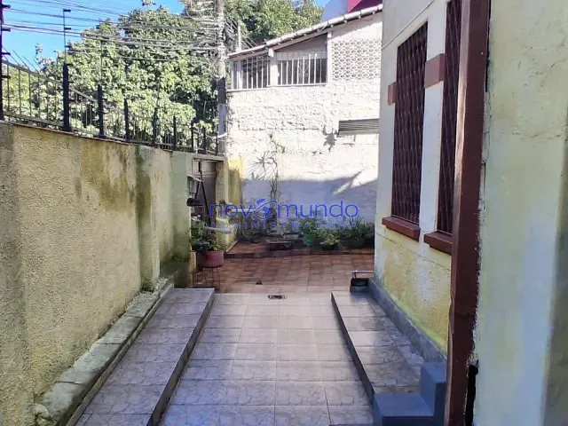 Casa com 165m² 3 quartos e 2 banheiros, para alugar, no bairro Laranjeiras em Rio de Janeiro