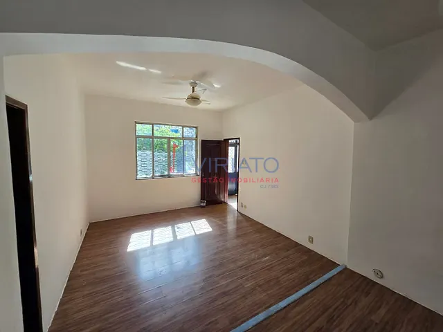 Casa 4 quartos e 5 banheiros, à venda, no bairro Irajá em Rio de Janeiro