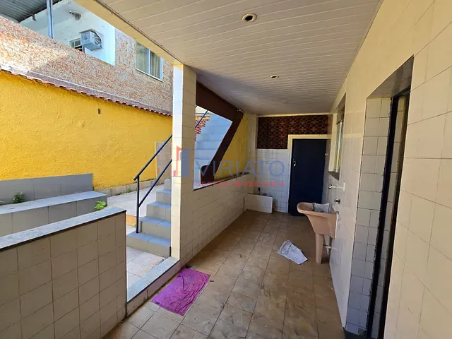 Casa 4 quartos e 5 banheiros, à venda, no bairro Irajá em Rio de Janeiro