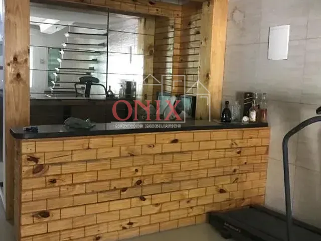Casa com 150m² 3 quartos e 3 banheiros, à venda ou para alugar, no bairro Jundiapeba em Mogi das Cruzes