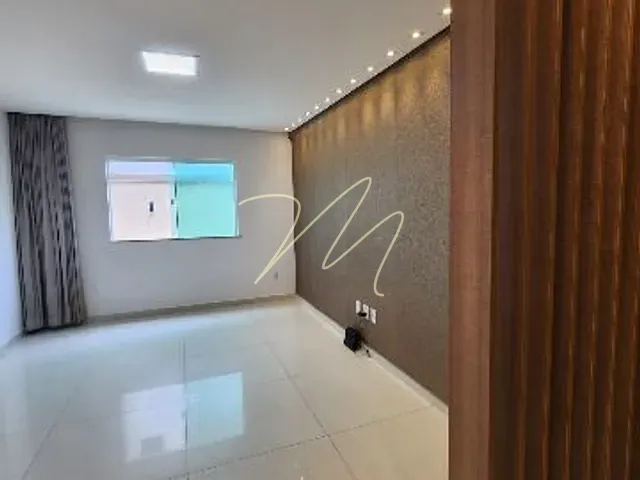 Casa 3 quartos e 4 banheiros, à venda, no bairro Jardim Atlântico em Ilhéus