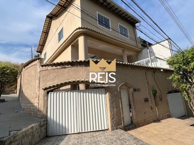 Casa com 350m² 4 quartos e 4 banheiros, à venda, no bairro Campo Grande em Rio de Janeiro