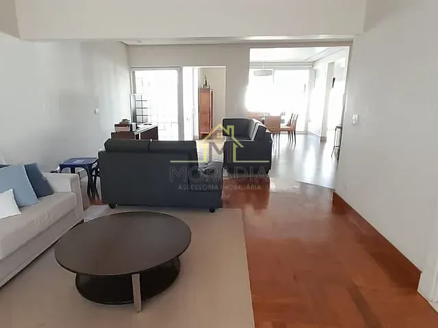 Casa com 276m² 2 quartos e 3 banheiros, à venda, no bairro Angola em Guaxupé