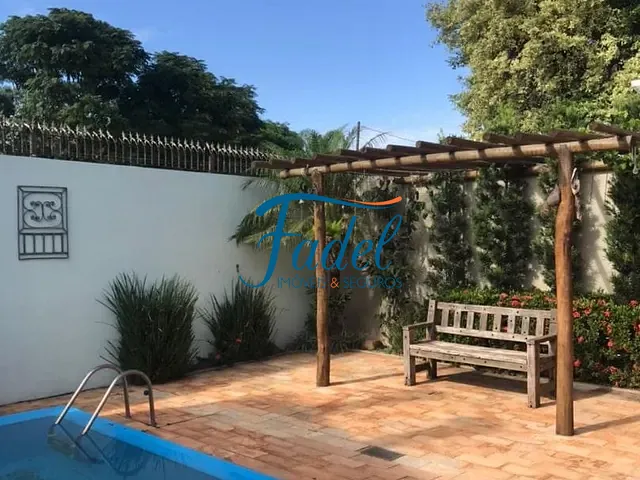 Casa com 394m² 3 quartos e 3 banheiros, à venda, no bairro Centro em Conchal