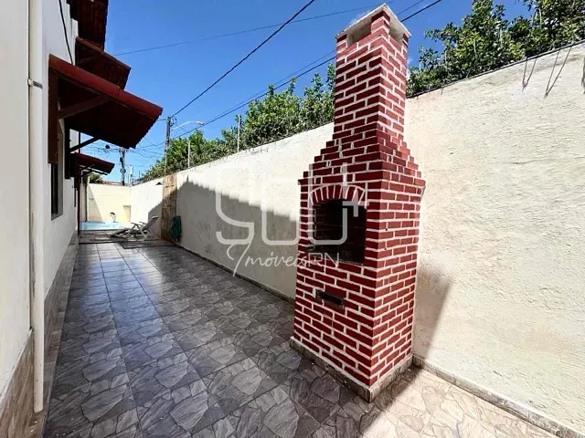 Casa 3 quartos e 3 banheiros, à venda, no bairro Neópolis em Natal