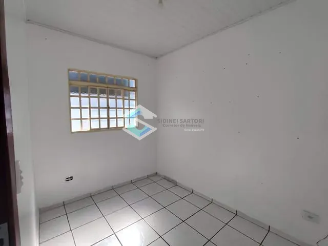 Casa com 168m² 3 quartos e 1 banheiro, à venda, no bairro Vila Scyllas em Jacarezinho