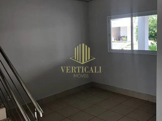 Sobrado com 165m² 3 quartos e 3 banheiros, à venda, no bairro Ribeirão do Lipa em Cuiabá