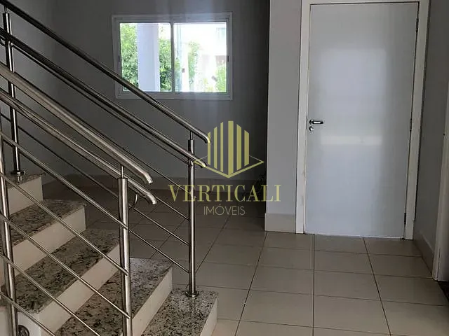 Sobrado com 165m² 3 quartos e 3 banheiros, à venda, no bairro Ribeirão do Lipa em Cuiabá