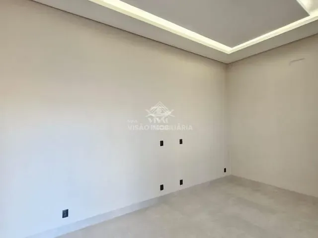 Casa com 310m² 3 quartos e 3 banheiros, à venda, no bairro AQUARELA DOS POEMAS em Sinop