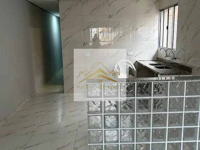 Casa 3 quartos e 1 banheiro, para alugar, no bairro Parque São Lucas em São Paulo