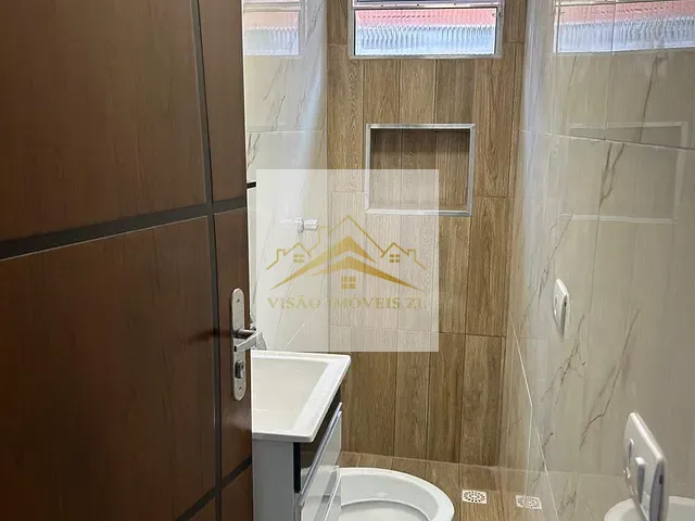 Casa 3 quartos e 1 banheiro, para alugar, no bairro Parque São Lucas em São Paulo