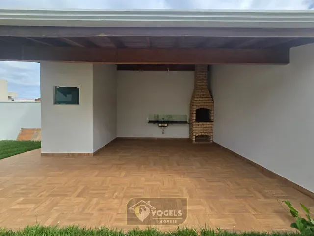 Casa 3 quartos e 5 banheiros, à venda, no bairro Parque Residencial Nova Holanda em Holambra