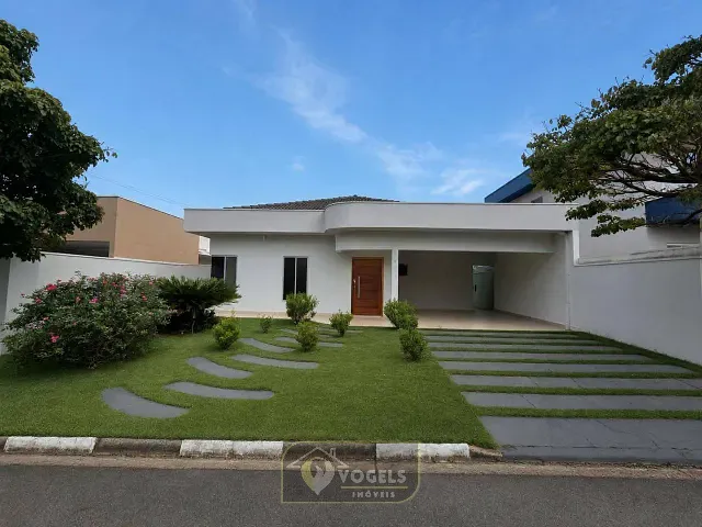 Casa 3 quartos e 5 banheiros, à venda, no bairro Parque Residencial Nova Holanda em Holambra