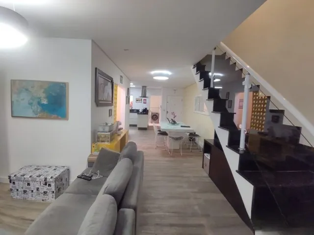 Casa 3 quartos e 3 banheiros, à venda, no bairro Vila Valparaíso em Santo André