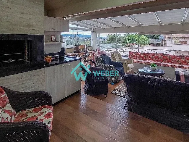 Casa com 160m² 3 quartos e 2 banheiros, à venda, no bairro Hamburgo Velho em Novo Hamburgo