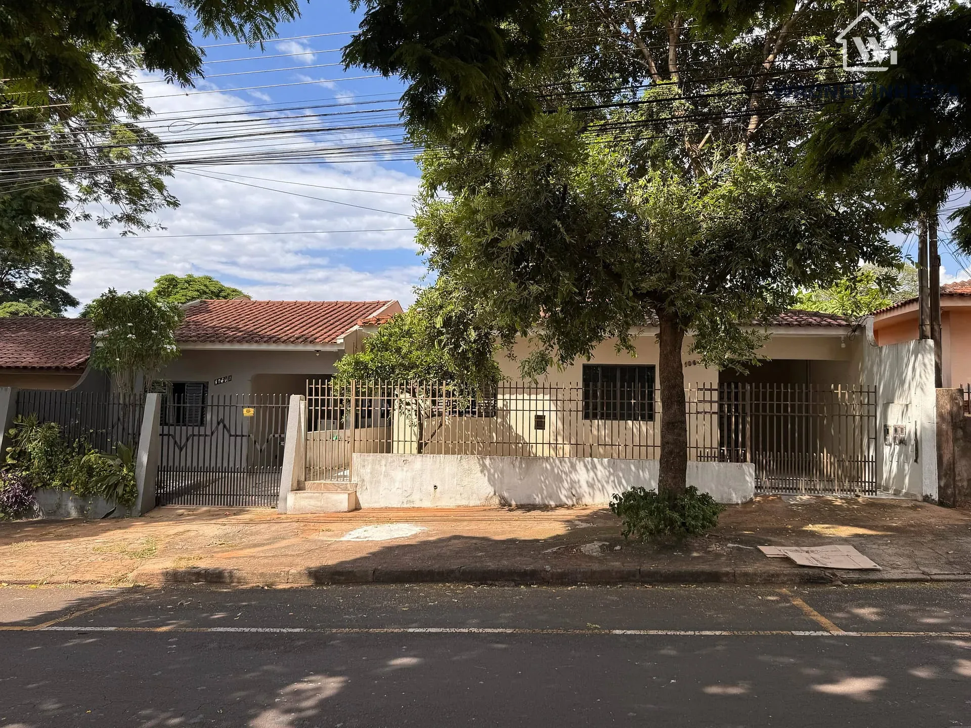 Casa, 3 quartos, 245 m² - Foto 1