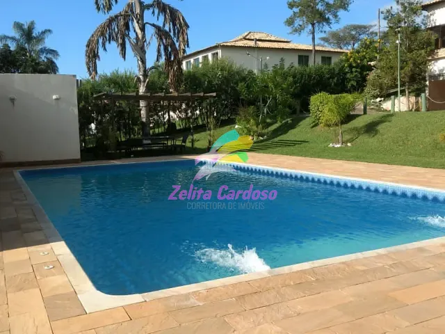 Casa com 3000m² 3 quartos e 5 banheiros, à venda, no bairro Condomínio Vale do Ouro em Ribeirão das Neves