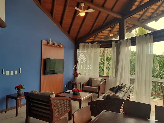 Casa com 1149m² 3 quartos e 1 banheiro, à venda, no bairro Itacaré em Itacaré