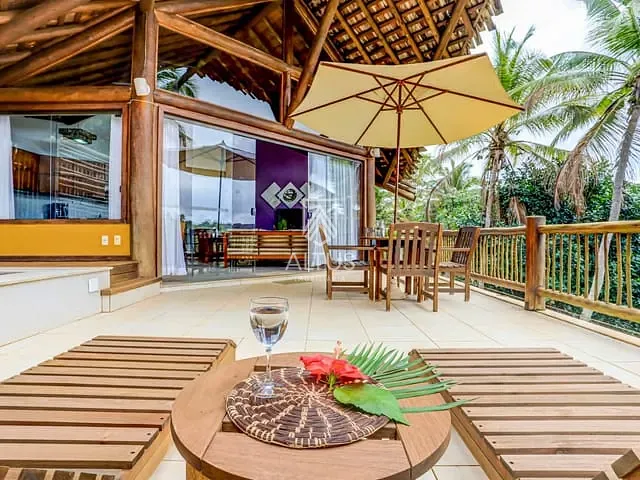 Casa com 1149m² 3 quartos e 1 banheiro, à venda, no bairro Itacaré em Itacaré