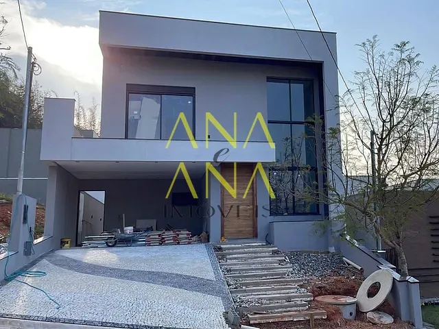 Casa com 300m² 3 quartos e 4 banheiros, à venda, no bairro Condomínio Residencial Euroville II em Bragança Paulista