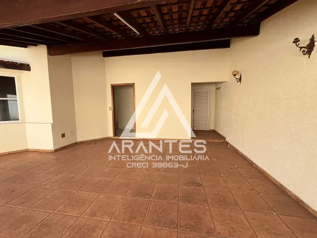Casa 3 quartos e 3 banheiros, à venda, no bairro Jockey Club em Barretos