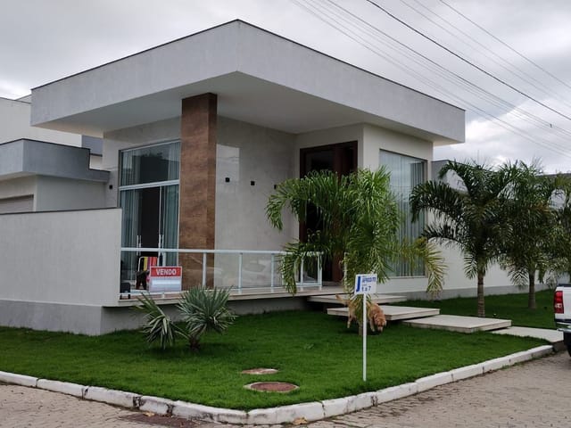 Casa com 410m² 3 quartos e 4 banheiros, à venda, no bairro Parque Rodoviário em Campos dos Goytacazes