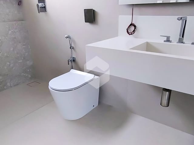 Casa com 600m² 5 quartos e 5 banheiros, à venda, no bairro Barra da Tijuca em Rio de Janeiro