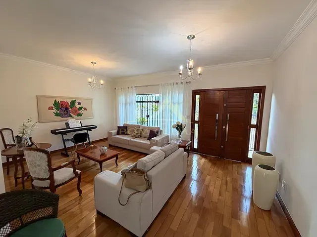 Casa 6 quartos e 6 banheiros, à venda, no bairro Quintas das Avenidas em Juiz de Fora