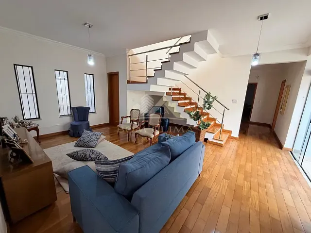 Casa 6 quartos e 6 banheiros, à venda, no bairro Quintas das Avenidas em Juiz de Fora