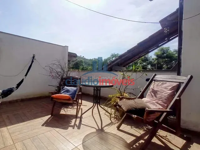 Casa 2 quartos e 2 banheiros, à venda, no bairro Colônia Santo Antônio em Barra Mansa