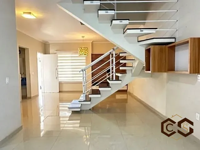 Sobrado com 150m² 3 quartos e 2 banheiros, à venda, no bairro Residencial Villagio Di Itaici em Indaiatuba