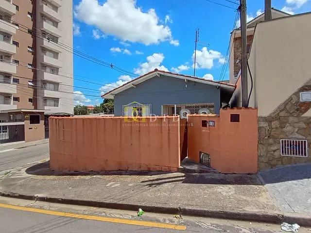 Casa 2 quartos e 1 banheiro, para alugar, no bairro Vila Alcalá em Porto Feliz