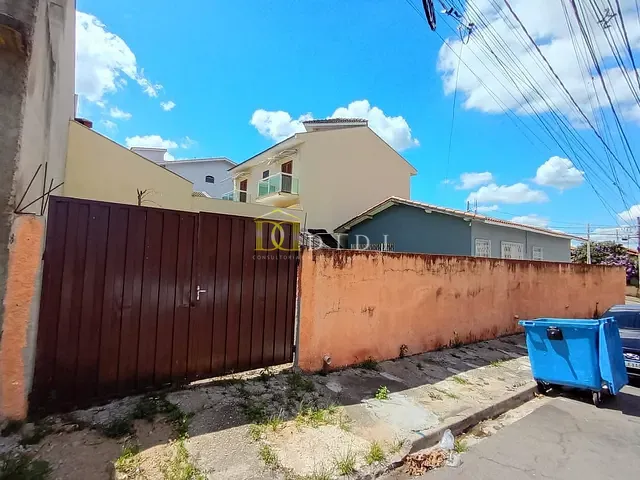 Casa 2 quartos e 1 banheiro, para alugar, no bairro Vila Alcalá em Porto Feliz