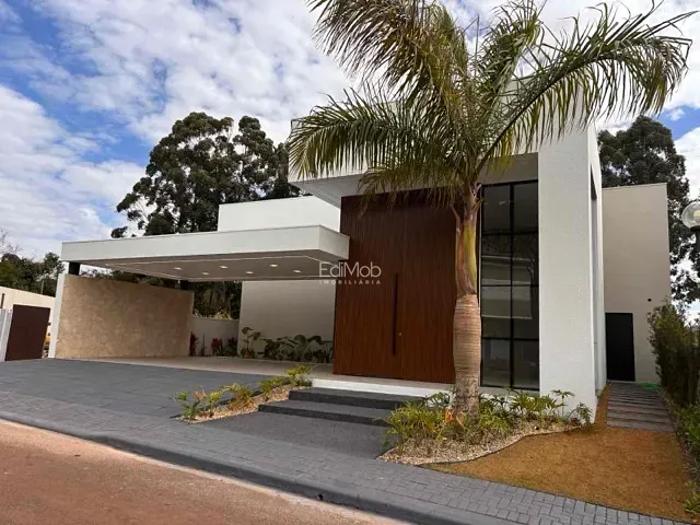 Casa com 637m² 4 quartos e 5 banheiros, à venda, no bairro Recanto Tropical em Cascavel