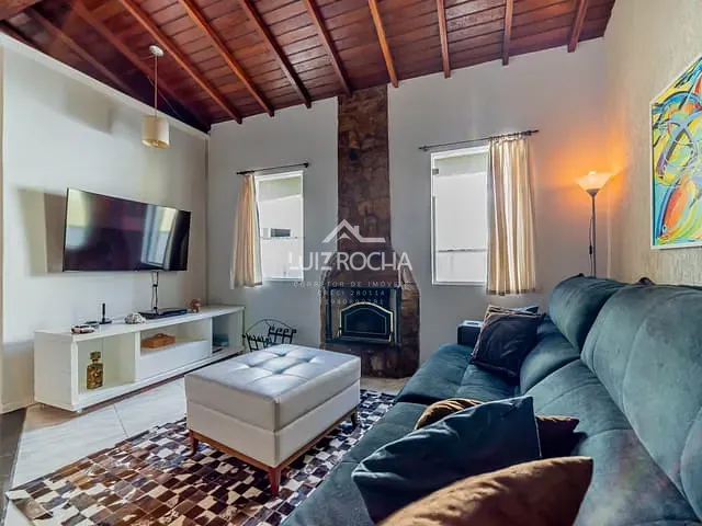 Casa com 600m² 3 quartos e 4 banheiros, à venda, no bairro Novo Centro em Vargem Grande Paulista