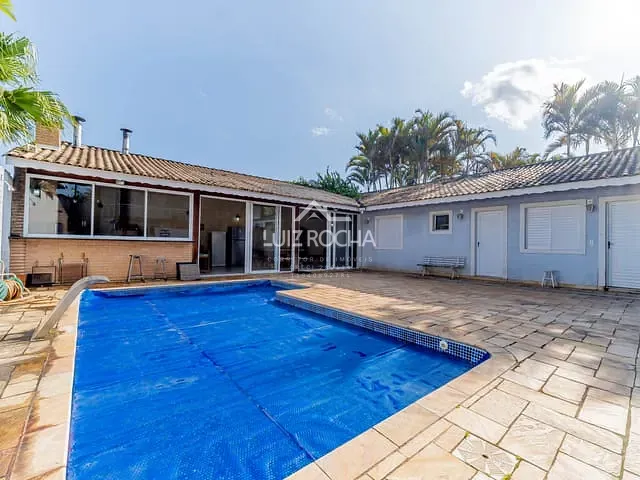 Casa com 600m² 3 quartos e 4 banheiros, à venda, no bairro Novo Centro em Vargem Grande Paulista
