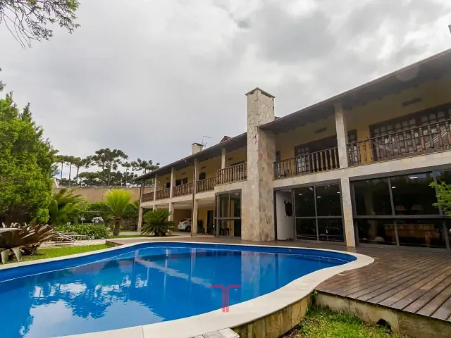 Casa com 1861m² 4 quartos e 4 banheiros, à venda, no bairro Jardim Alto Tarumã em Pinhais