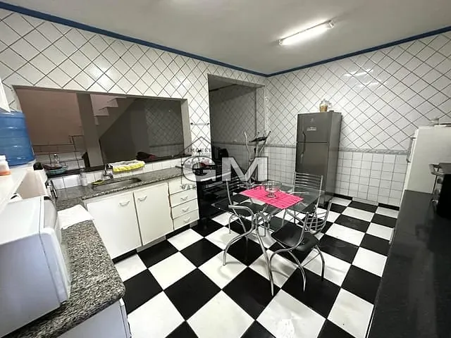 Sobrado com 125m² 3 quartos e 2 banheiros, à venda, no bairro Planalto Verde em Ribeirão Preto