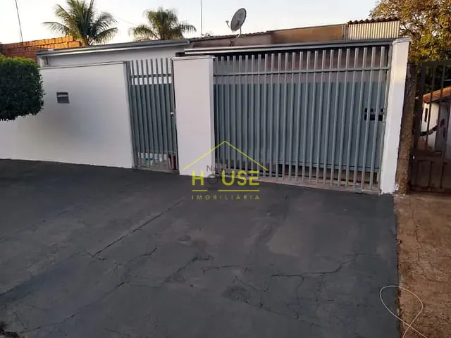 Casa com 333m², à venda, no bairro São Cosme em Votuporanga