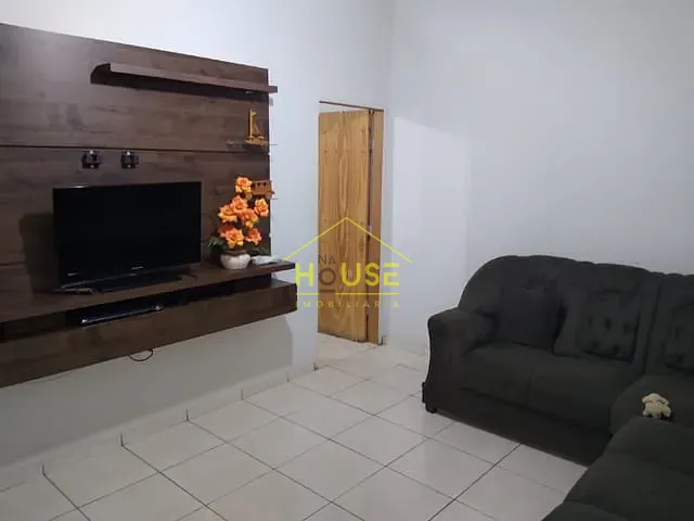 Casa com 333m², à venda, no bairro São Cosme em Votuporanga