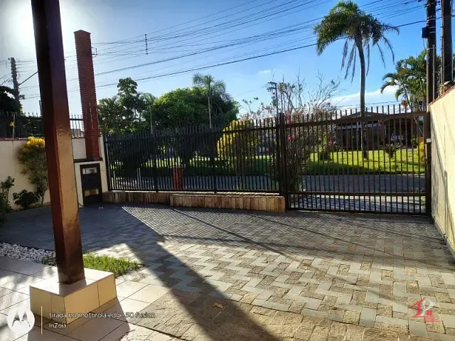 Casa 3 quartos e 4 banheiros, à venda, no bairro Jamaica (Praia) em Itanhaém