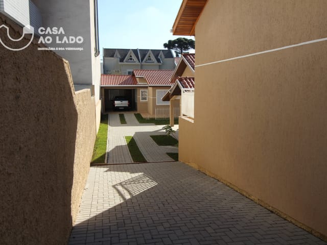 Casa com 455m² 3 quartos e 4 banheiros, para alugar, no bairro Guaíra em Curitiba