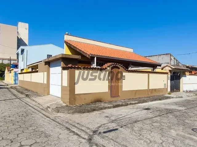 Casa com 260m² 3 quartos e 1 banheiro, para alugar, no bairro Vila São Paulo em Itanhaém