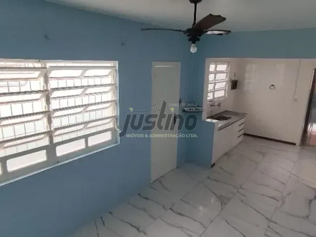 Casa com 260m² 3 quartos e 1 banheiro, para alugar, no bairro Vila São Paulo em Itanhaém