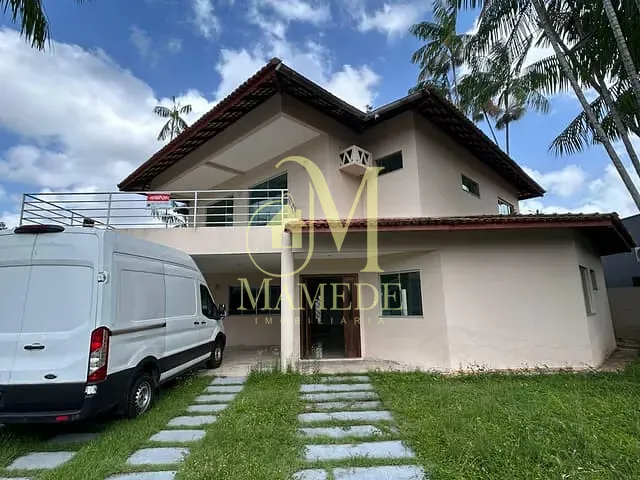 Casa 4 quartos e 4 banheiros, à venda, no bairro Tenoné em Belém