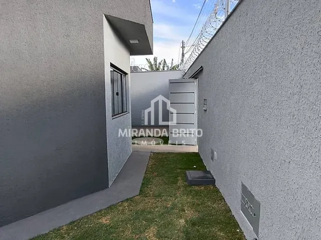 Casa 3 quartos e 3 banheiros, à venda, no bairro Parque Ibirapuera em Aparecida de Goiânia