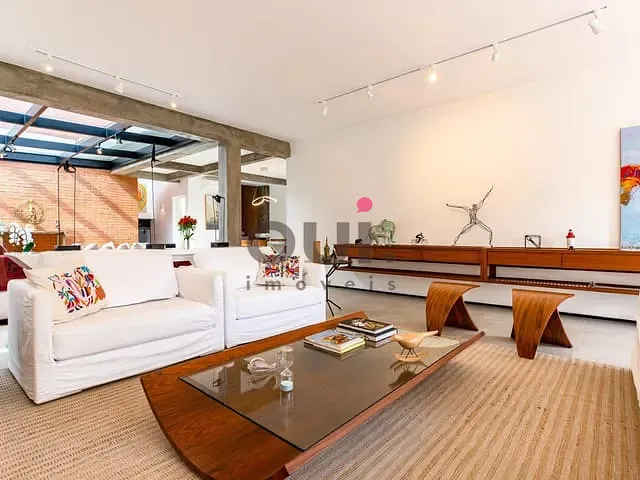 Casa com 234m² 3 quartos e 5 banheiros, à venda, no bairro Boaçava em São Paulo