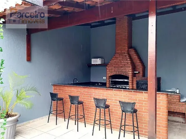 Casa com 204m² 4 quartos e 7 banheiros, à venda, no bairro Chácara Mafalda em São Paulo