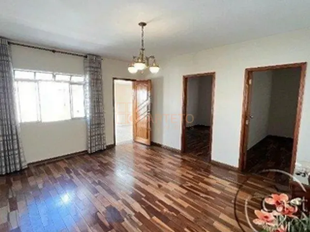 Casa com 225m² 4 quartos e 3 banheiros, à venda, no bairro Parque Sevilha em São Paulo