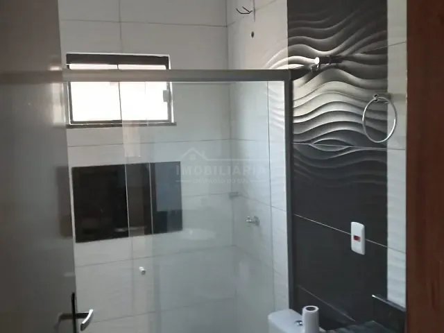 Casa 2 quartos e 1 banheiro, para alugar, no bairro Esplanada II em Chapadão do Sul